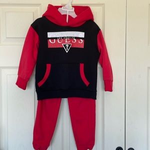 Guess matching set: hoody(sweater) & pants
